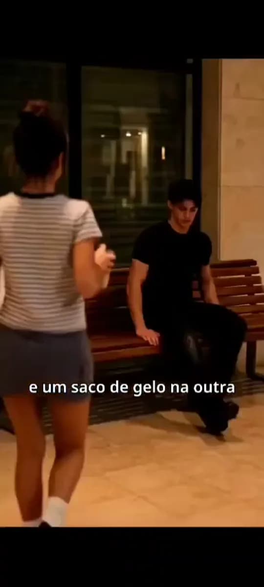 Parte 03 de Meu Crush me Entregou ao Seu Rival