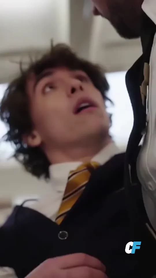Parte 01 de Meu Namorado Piloto Da Máfia