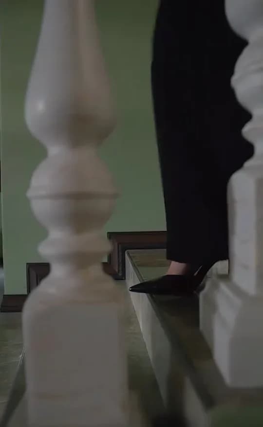 Parte 02 de Sem Escapatória do Abraço do Rei Mafioso (Na noite de São Valentim)